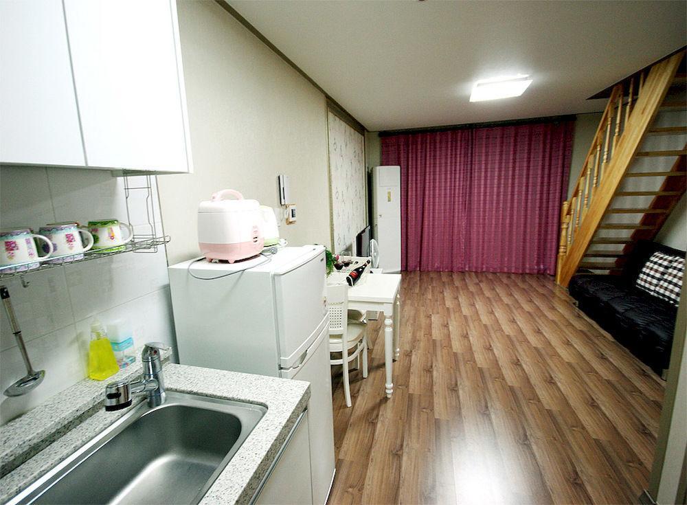 Ever Green Pension Geoje Exterior foto